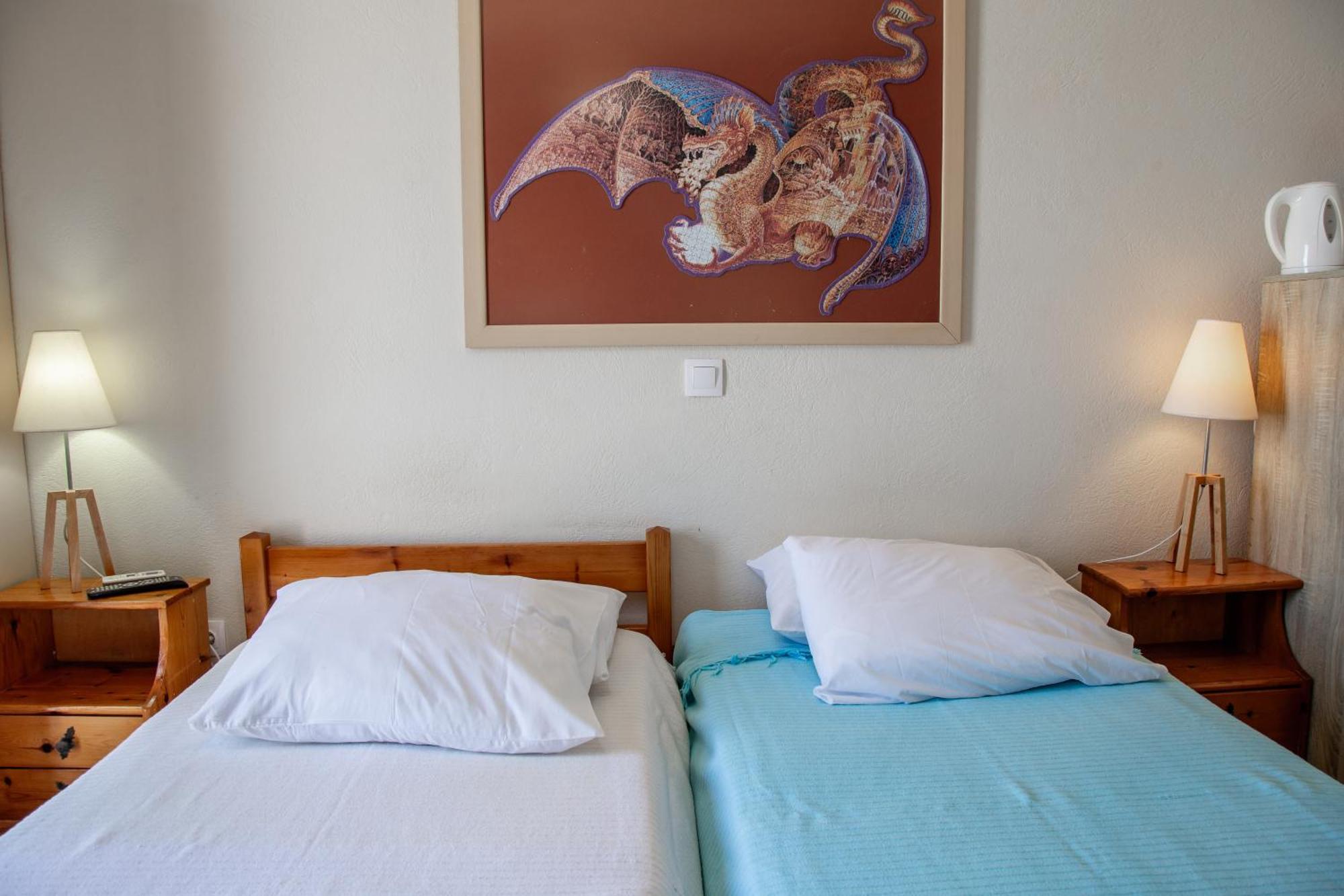 Nefeli Rooms Agia Marina  Luaran gambar