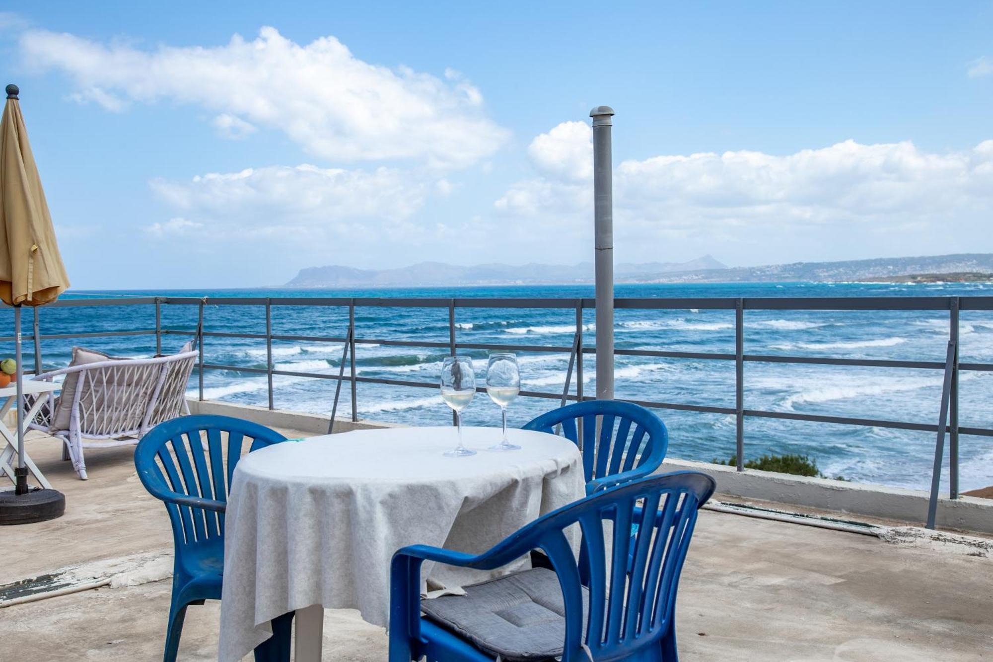 Nefeli Rooms Agia Marina  Luaran gambar