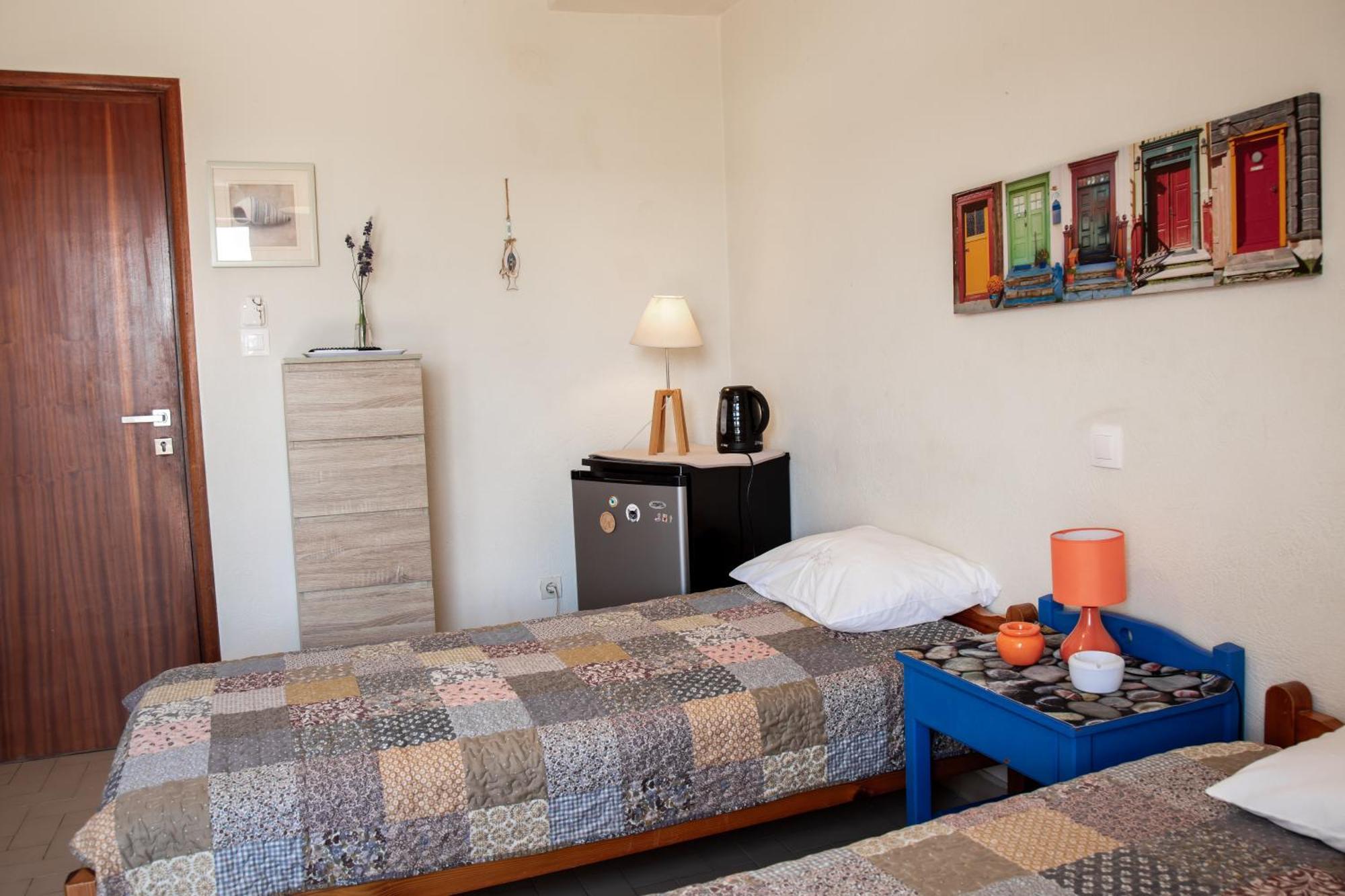 Nefeli Rooms Agia Marina  Luaran gambar