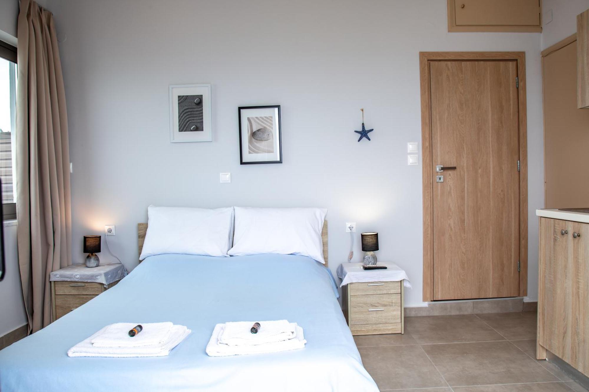 Nefeli Rooms Agia Marina  Luaran gambar