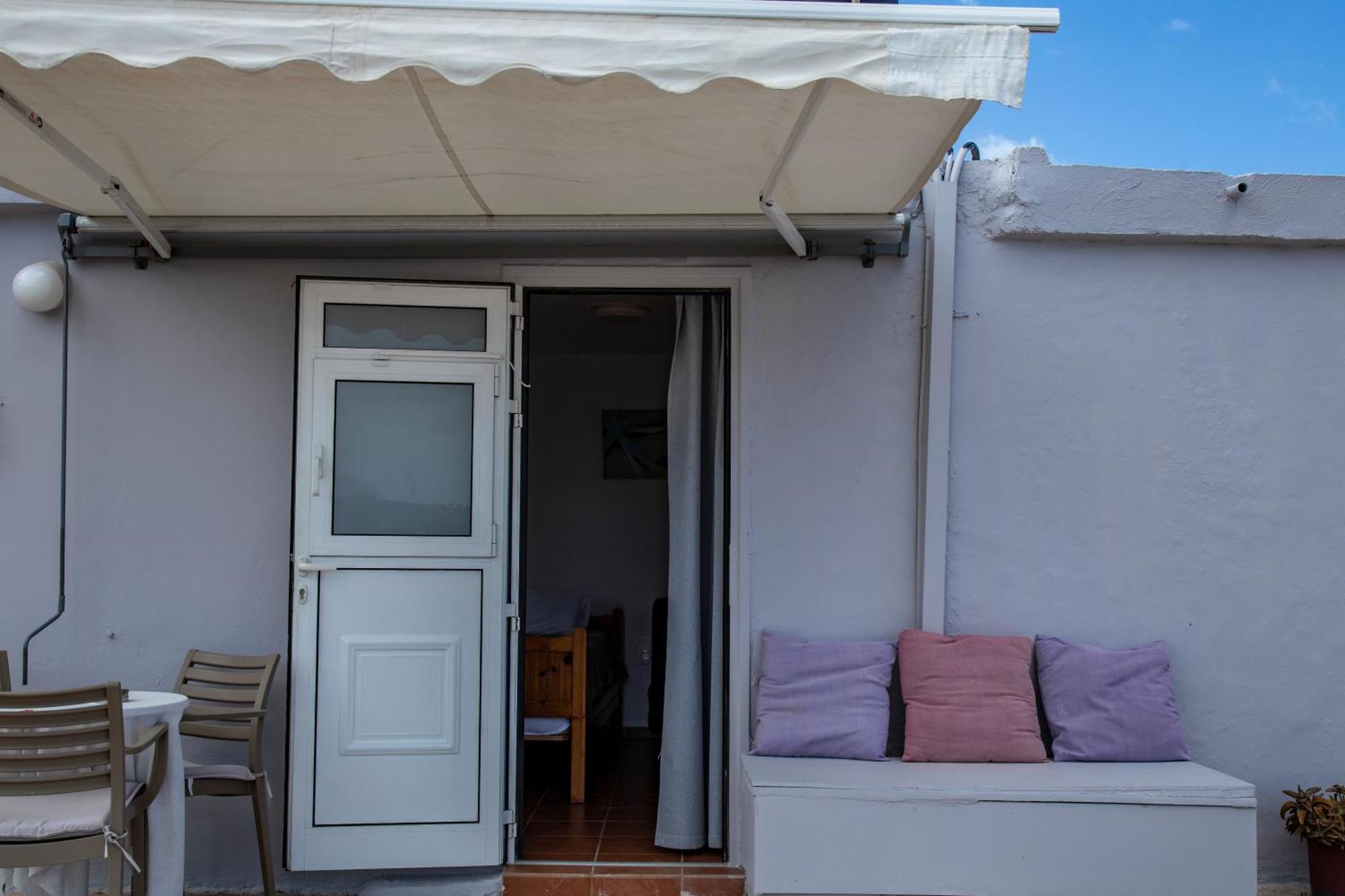 Nefeli Rooms Agia Marina  Luaran gambar