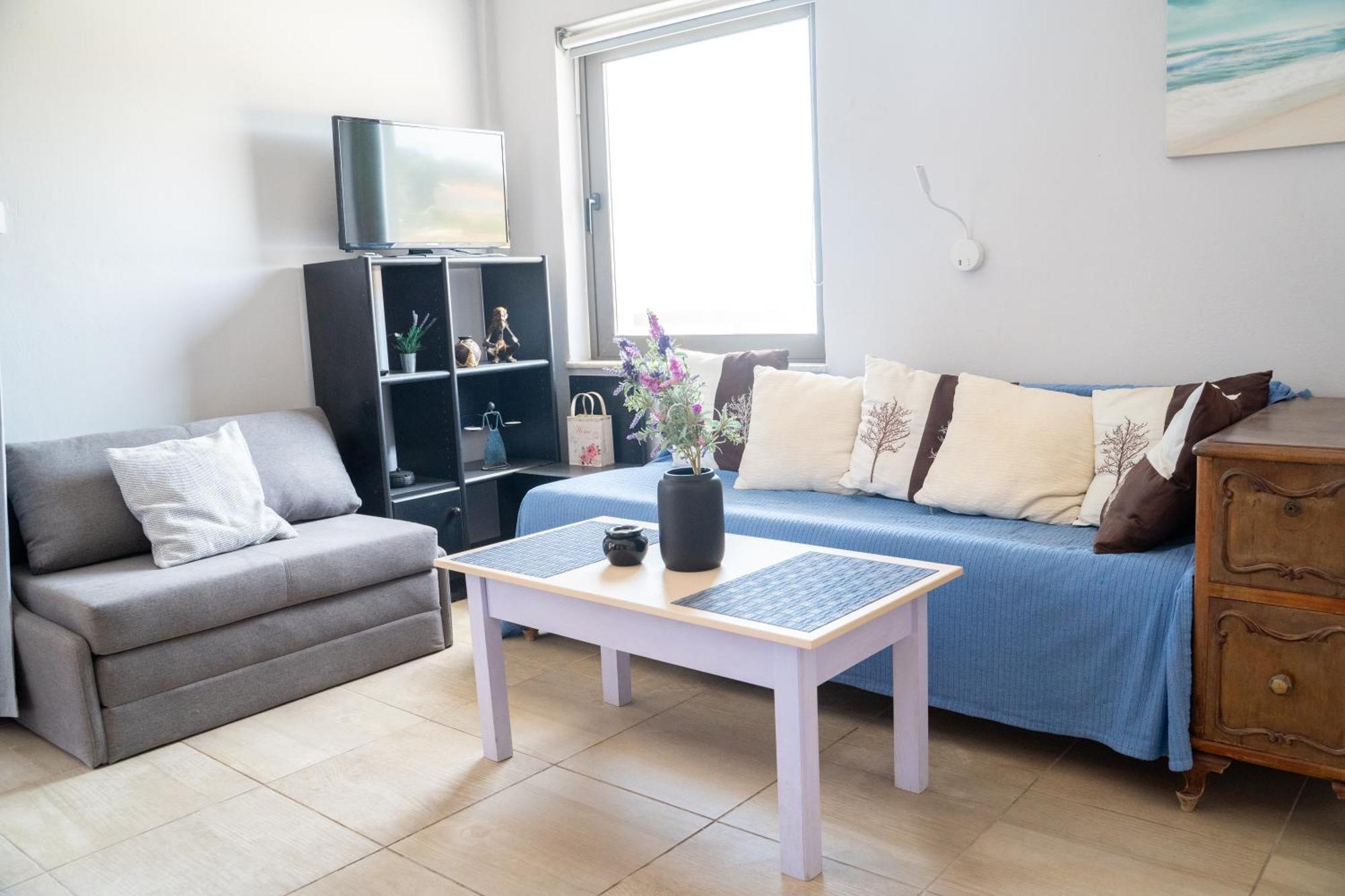 Nefeli Rooms Agia Marina  Luaran gambar